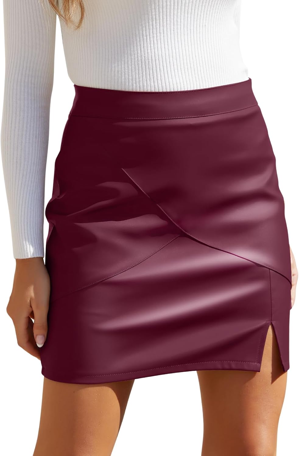Falda de cuero sintético We1Fit para mujer, minifalda ajustada de cintura alta con pantalones cortos 