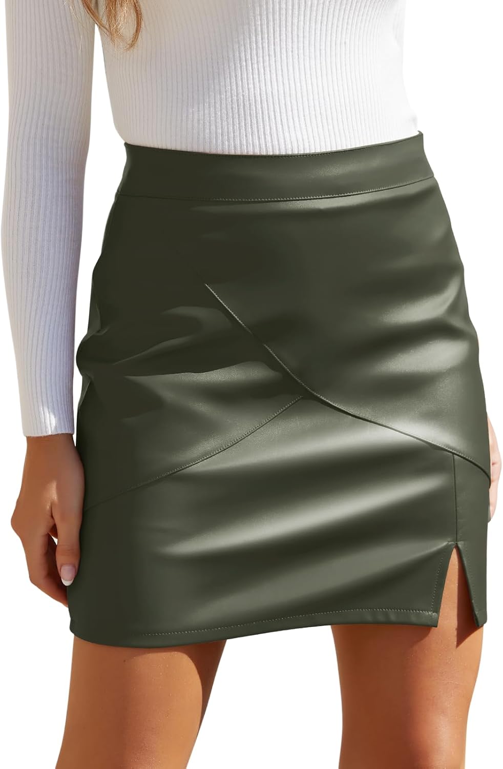 Falda de cuero sintético We1Fit para mujer, minifalda ajustada de cintura alta con pantalones cortos 