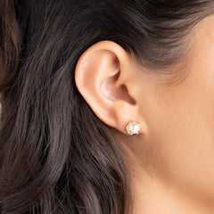 Pendientes de perla enjaulada chapados en oro de 18 quilates de Barzel, 4 mm, fabricados en Brasil 
